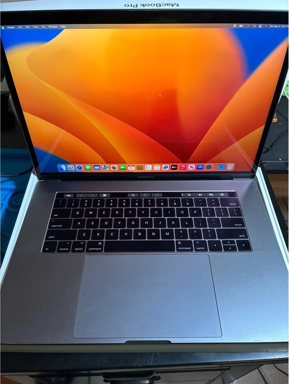 Apple MacBook Pro15 Space Gray Laptop, Ram 16gb, 512gb ssd, MacOS 2022, with box